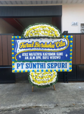 Papan Bunga Duka di Tompaso